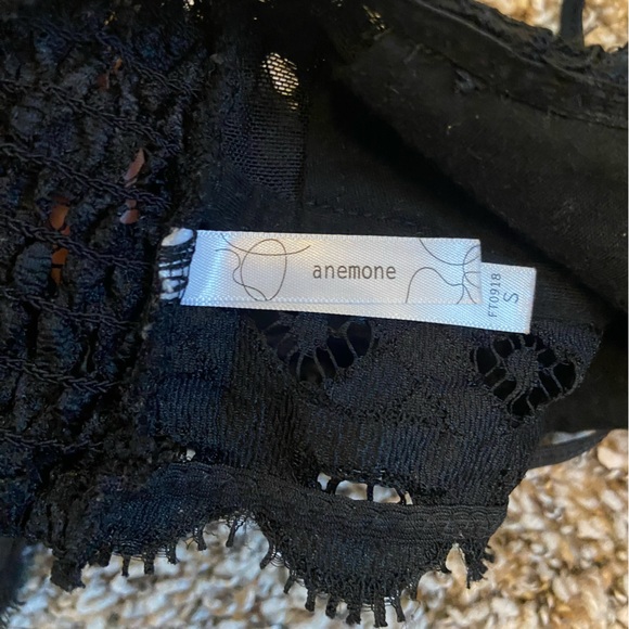 Anemone Bralette: Black, Small - Picture 5 of 7